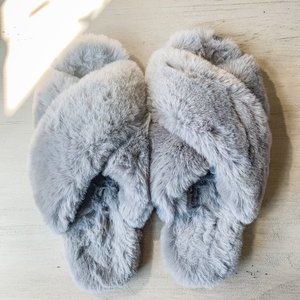 LOFT Faux Fur Slide Slippers